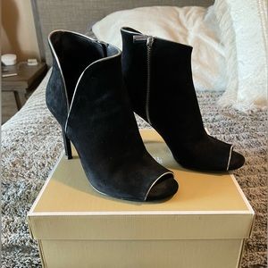 Michael Kors Harper Heeled Boot